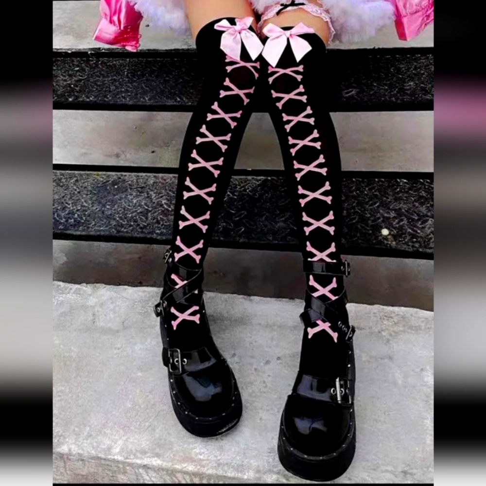 Bones & Bows Knee High Tights Stockings - Picture 12 of 16
